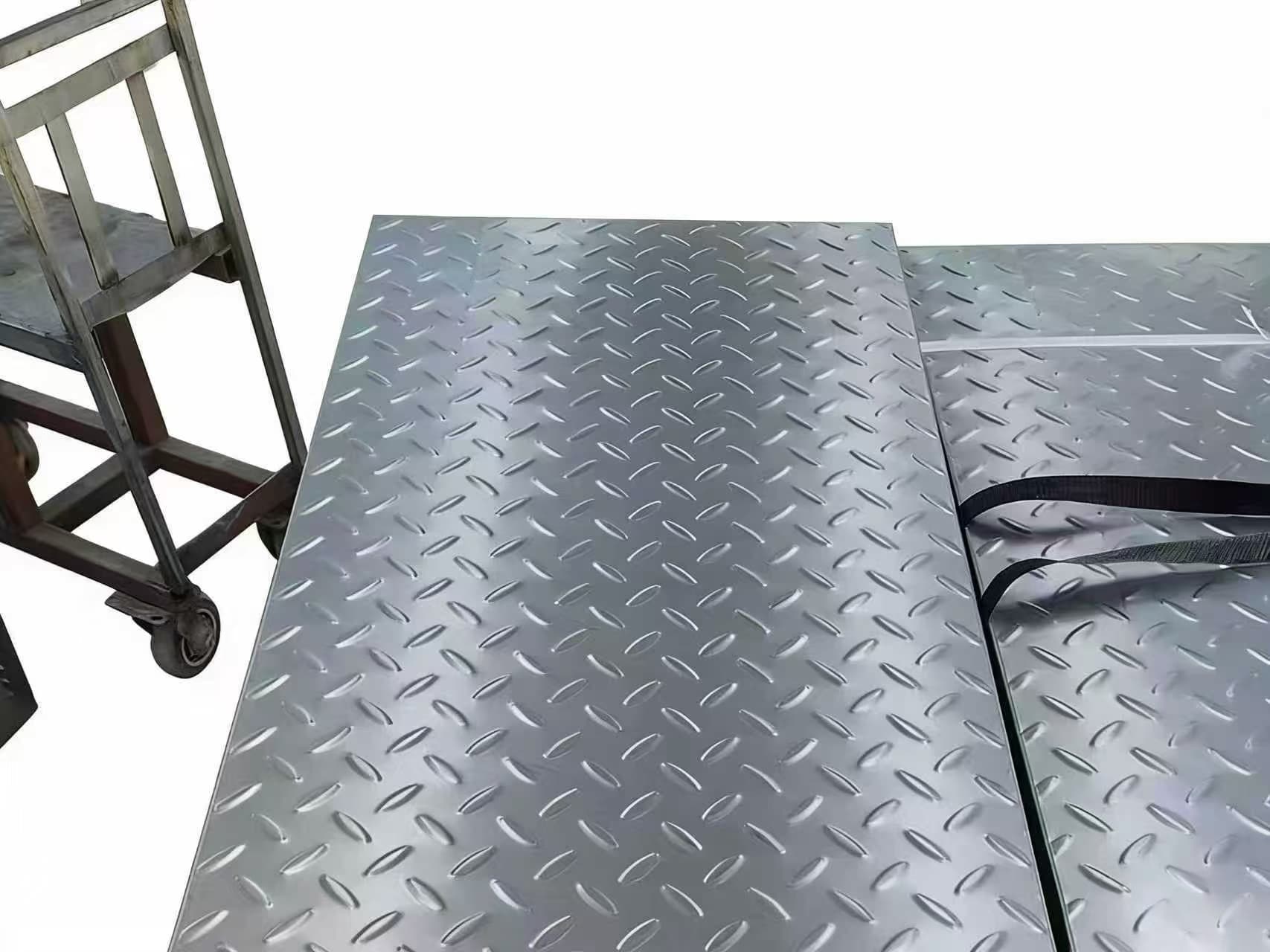 用于太阳能电池板支架的普通不锈钢花纹板